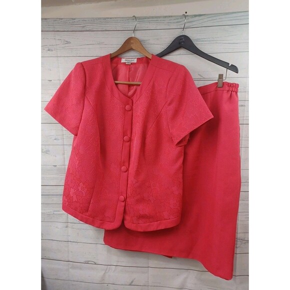 Danillo Womans Suits Skirt Blazer Jacket Coral Red Sz 16W Short Sleeve Textured - Picture 1 of 9